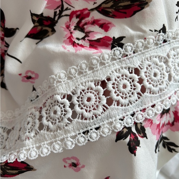 Floral SHEIN Dress - Picture 5 of 6